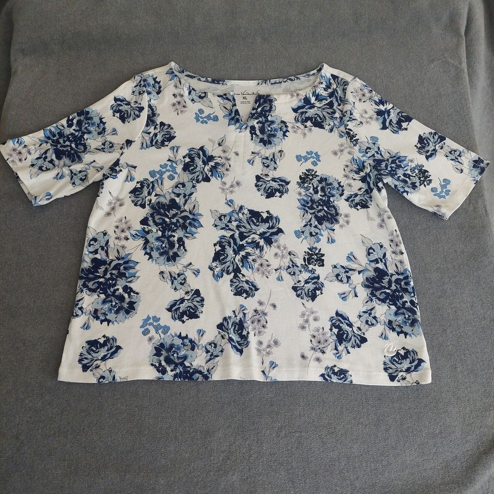Gloria Vanderbilt XL Floral Split Neck Top Blue White Short Sleeve